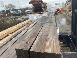 Ca. 3x Douglas balken fijnbezaagd , 100x100mm, lengte 400cm